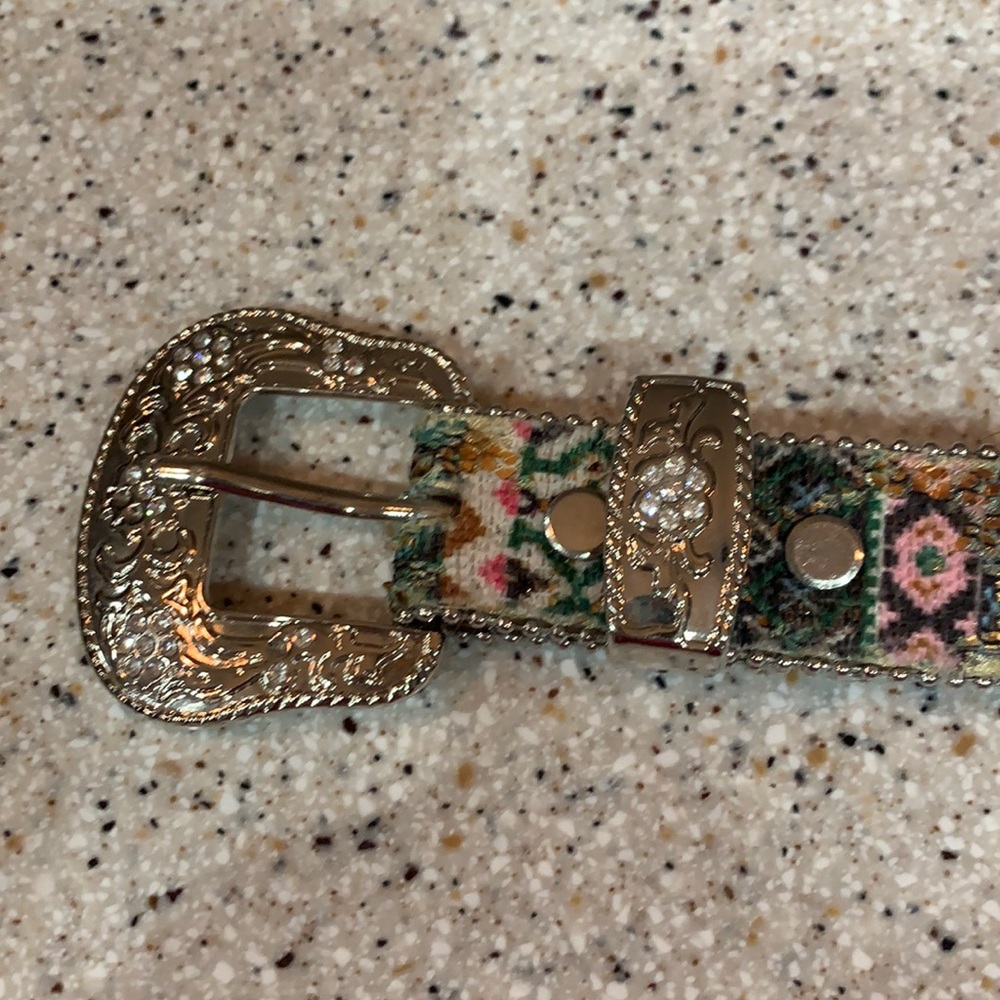 Kids belt size L